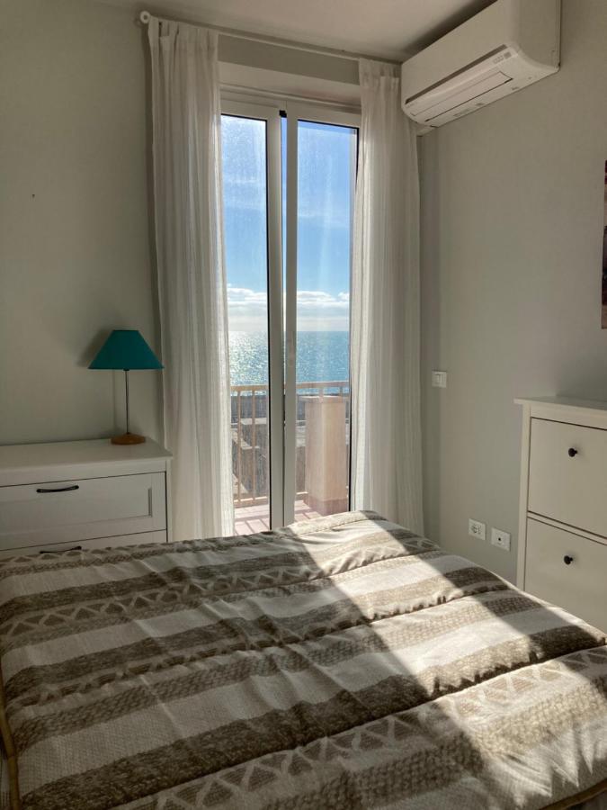 Rosso Tramonto Luxury-White- Ladispoli, Lungomare Regina Elena 58 Βίλα Εξωτερικό φωτογραφία